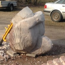 Darbs pie muguras un apakšas